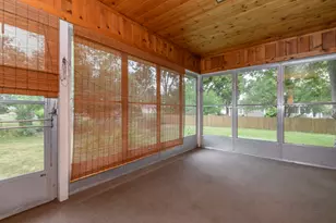 933 Parkview Ln, Mukwonago, WI 53149 - Photo 20