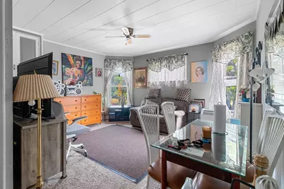 436 N 6th St, Manitowoc, WI 54220 - Photo 42
