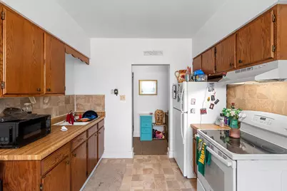 436 N 6th St, Manitowoc, WI 54220 - Photo 30