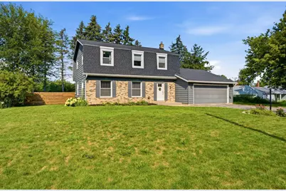 8057 N Cedarburg Rd, Brown Deer, WI 53209 - Photo 2