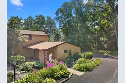 469  Country Club Dr #8, Lake Geneva, WI 53147 - Photo 1