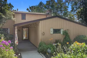 469 Country Club Dr, Lake Geneva, WI 53147 - Photo 2