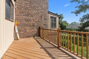 469 Country Club Dr, Lake Geneva, WI 53147 - Photo 12