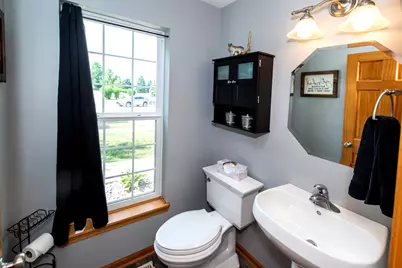 914  Michael Ct, Elkhorn, WI 53121 - Photo 20