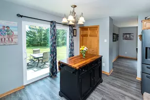 914 Michael Ct, Elkhorn, WI 53121 - Photo 10