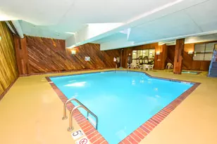 1633 N Prospect Ave, Milwaukee, WI 53202 - Photo 24