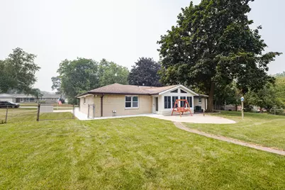 N81W15328  Hilltop Dr, Menomonee Falls, WI 53051 - Photo 70