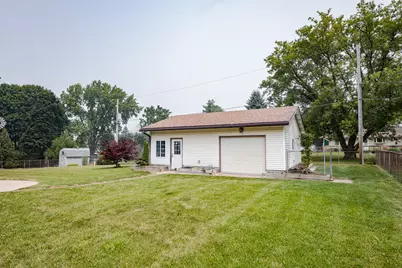 N81W15328  Hilltop Dr, Menomonee Falls, WI 53051 - Photo 68