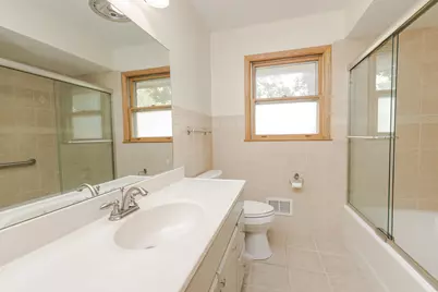 N81W15328  Hilltop Dr, Menomonee Falls, WI 53051 - Photo 42