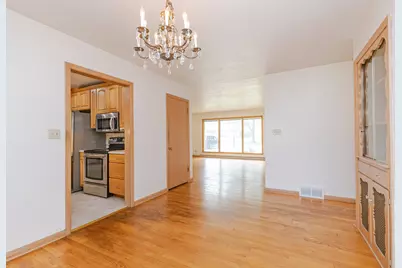 N81W15328  Hilltop Dr, Menomonee Falls, WI 53051 - Photo 18