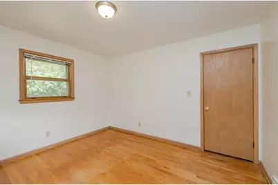 N81W15328  Hilltop Dr, Menomonee Falls, WI 53051 - Photo 46