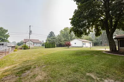 N81W15328  Hilltop Dr, Menomonee Falls, WI 53051 - Photo 76