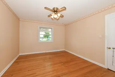 147  Hilldale Dr, Hartford, WI 53027 - Photo 14
