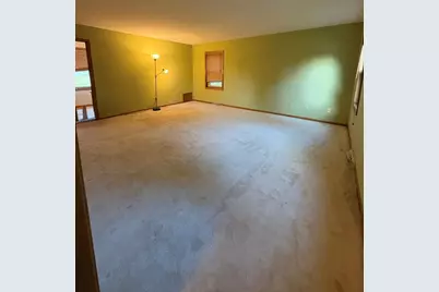 12400 N River Rd, Mequon, WI 53092 - Photo 12