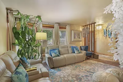 629  North St, Racine, WI 53402 - Photo 4