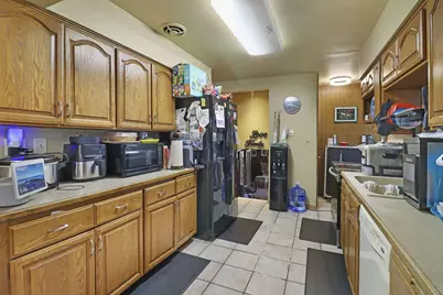 629  North St, Racine, WI 53402 - Photo 6