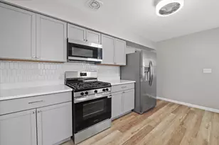 2030 S 77th St, West Allis, WI 53219 - Photo 24