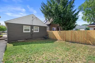 2030 S 77th St, West Allis, WI 53219 - Photo 42