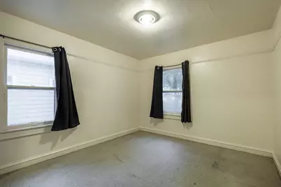 5527 N 38th St, Milwaukee, WI 53209 - Photo 10