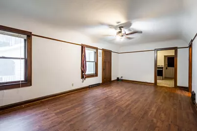 5527 N 38th St, Milwaukee, WI 53209 - Photo 2