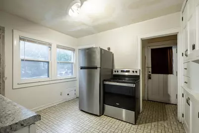5527 N 38th St, Milwaukee, WI 53209 - Photo 4
