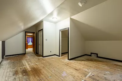 5527 N 38th St, Milwaukee, WI 53209 - Photo 12