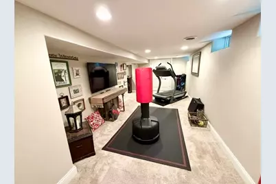 700  Elm Grove Rd, Elm Grove, WI 53122 - Photo 22