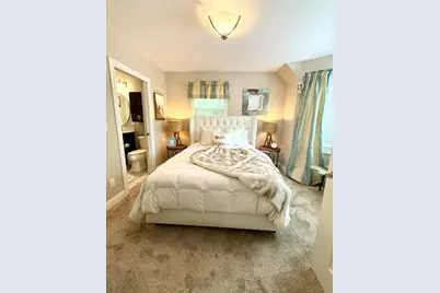 700  Elm Grove Rd, Elm Grove, WI 53122 - Photo 20