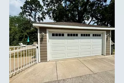 700  Elm Grove Rd, Elm Grove, WI 53122 - Photo 22