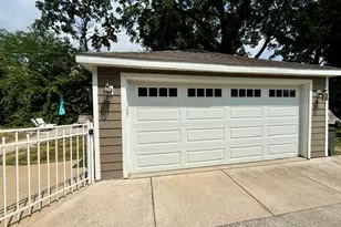 700 Elm Grove Rd, Elm Grove, WI 53122 - Photo 22