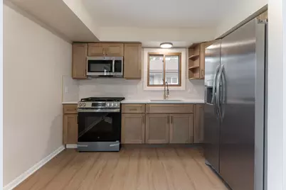 164 W Uncas Ave, Milwaukee, WI 53207 - Photo 6