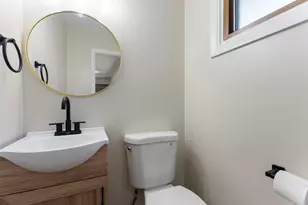 164 W Uncas Ave, Milwaukee, WI 53207 - Photo 18