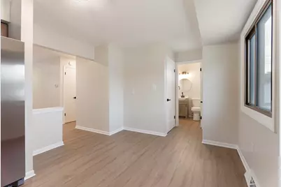 164 W Uncas Ave, Milwaukee, WI 53207 - Photo 16