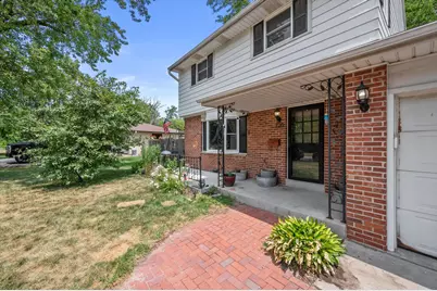 720 S 124th St, West Allis, WI 53214 - Photo 2