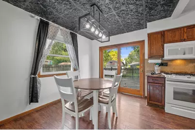 720 S 124th St, West Allis, WI 53214 - Photo 8