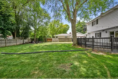 720 S 124th St, West Allis, WI 53214 - Photo 28