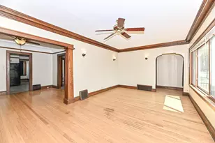 1567 S 71st St, West Allis, WI 53214 - Photo 4