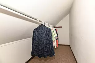 1567 S 71st St, West Allis, WI 53214 - Photo 32