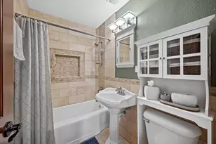 4300 Raymir Pl, Wauwatosa, WI 53222 - Photo 18