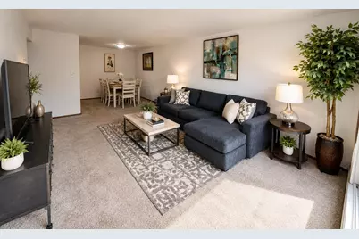 5200 S Tuckaway Blvd #300, Greenfield, WI 53221 - Photo 2