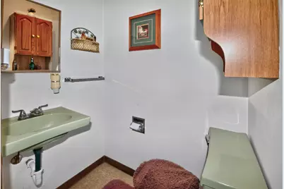 3915  Brook Ln, Brookfield, WI 53005 - Photo 18