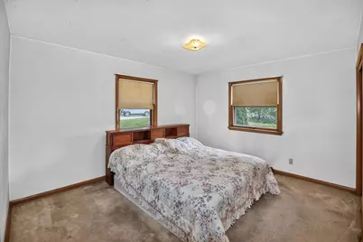 3915  Brook Ln, Brookfield, WI 53005 - Photo 14