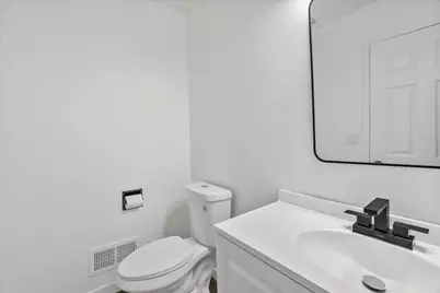 4629  Phoebe Ln, Racine, WI 53405 - Photo 12
