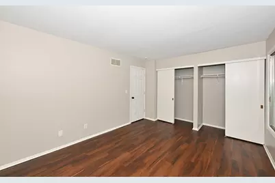 8030 N 94th St, Milwaukee, WI 53224 - Photo 20