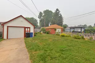2906 Green St, Racine, WI 53402 - Photo 32