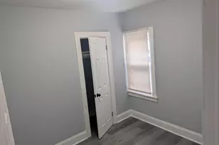 3026 S Hanson Ave, Milwaukee, WI 53207 - Photo 18