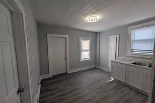 3026 S Hanson Ave, Milwaukee, WI 53207 - Photo 26