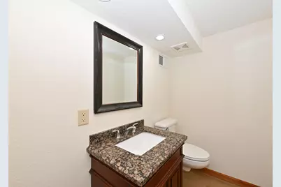 W154N8105  Elm Ln, Menomonee Falls, WI 53051 - Photo 16