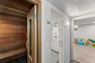 4400 N Wildwood Ave, Shorewood, WI 53211 - Photo 50