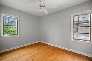 5437 N Bethmaur Ln, Glendale, WI 53209 - Photo 12
